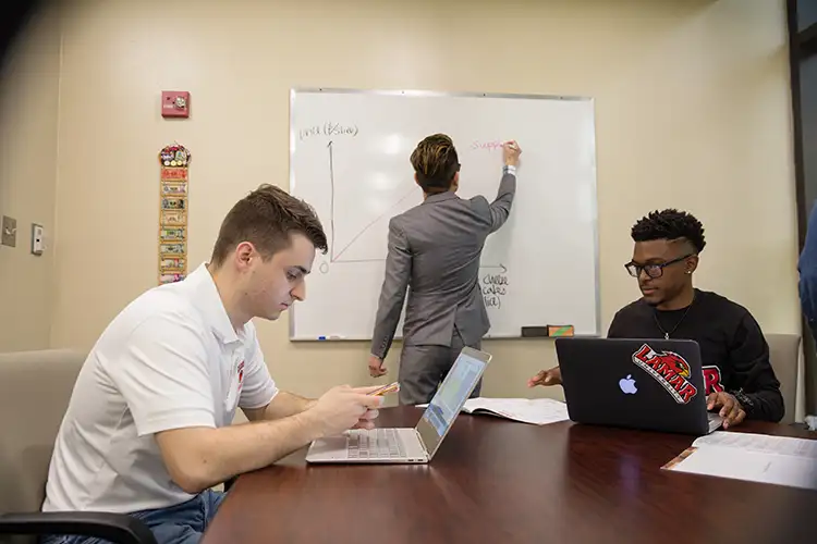 Master of Business Administration in Corporate Governance and Risk Management