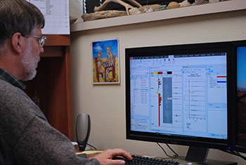 Demonstrating Techlog wellbore software