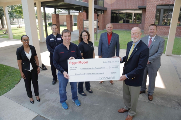 ExxonMobil presents Lamar University with $309K employee gift match