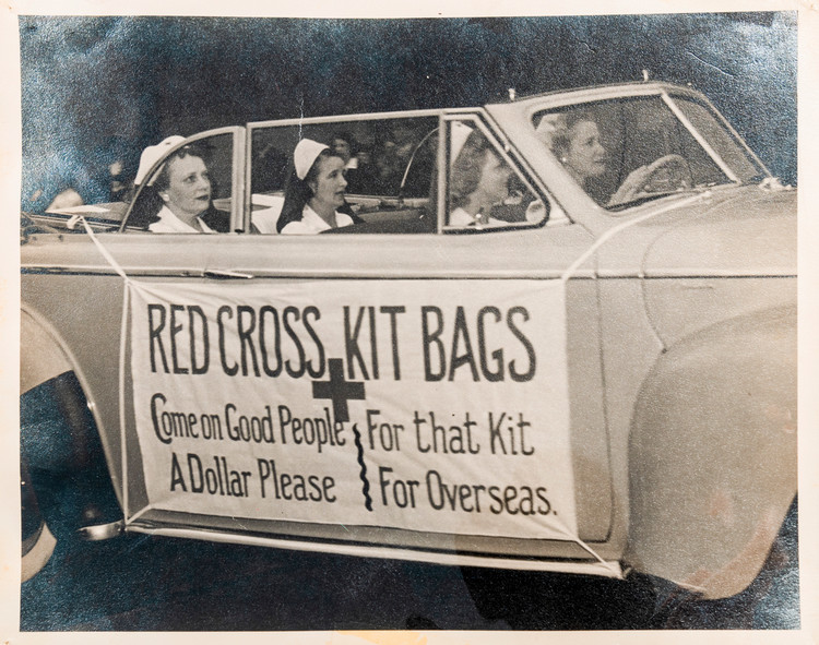 dc red cross car