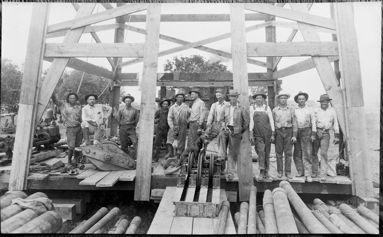 dc Toal Industrial Oil Company Men