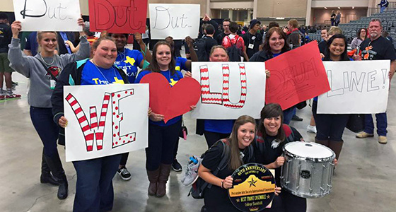 LU students support the Drumline win at PASIC