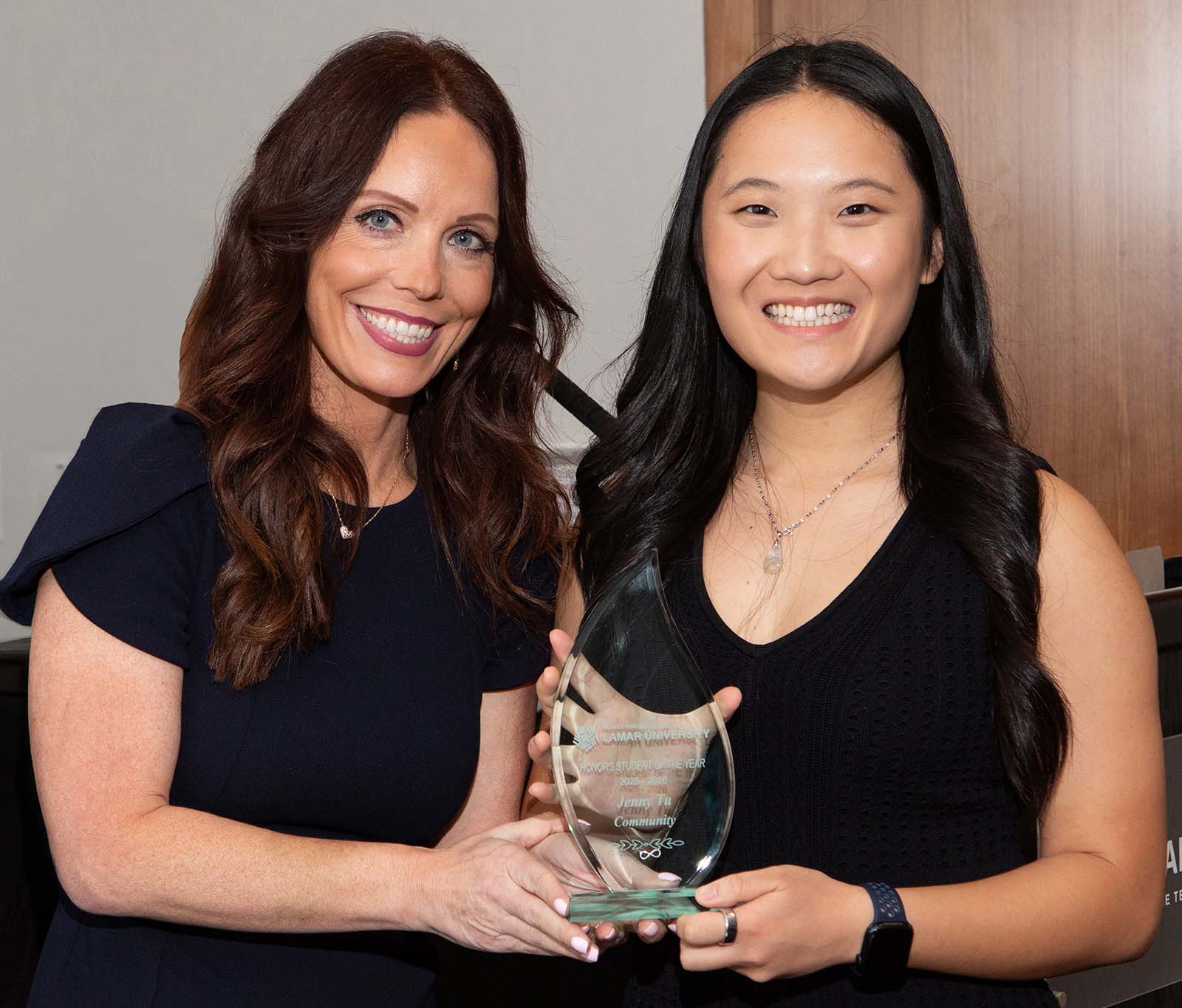 Honors Student of the Year-Community Jenny Tu