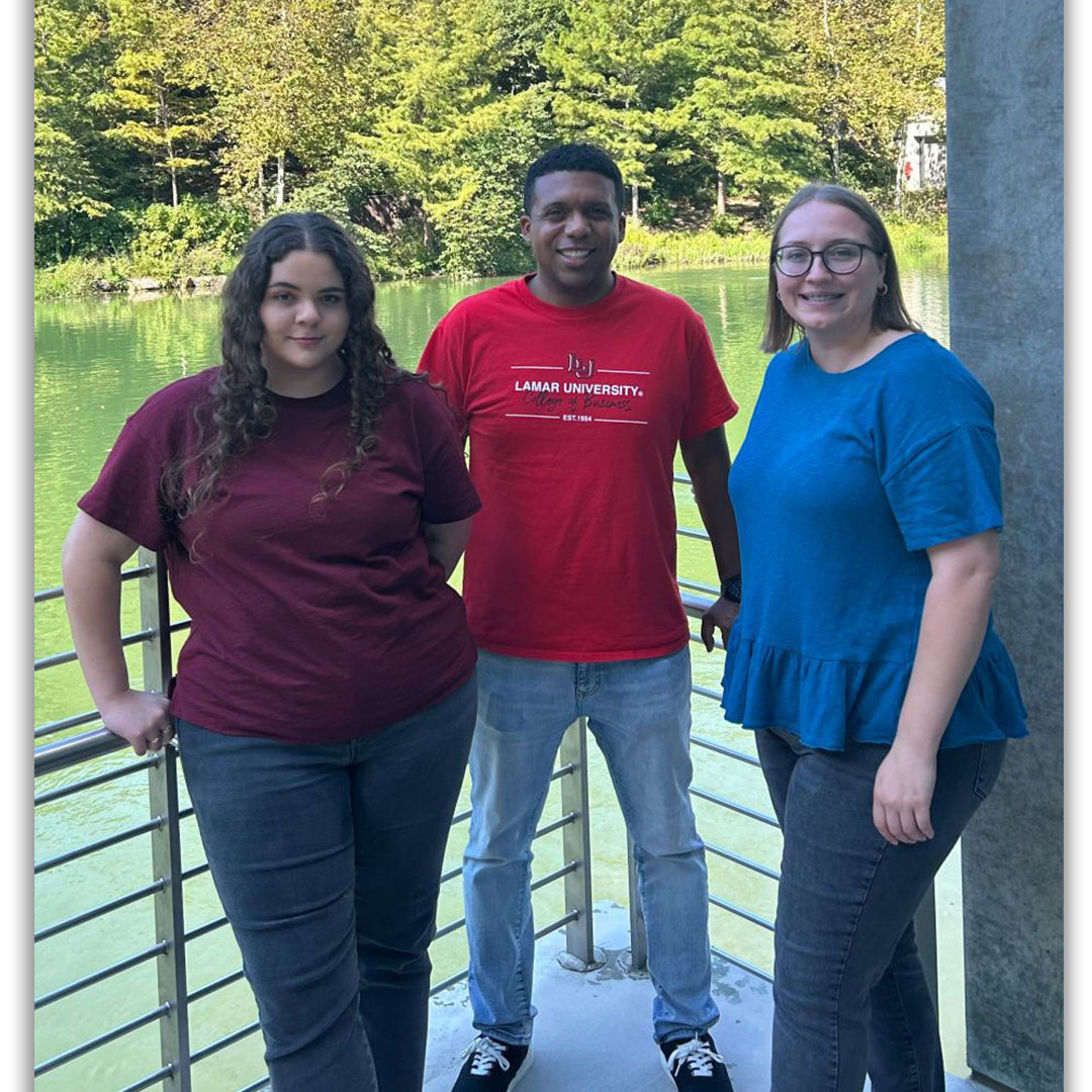 Accounting &amp; Finance Interns Amber Martinez &amp; Lexus Wilkerson