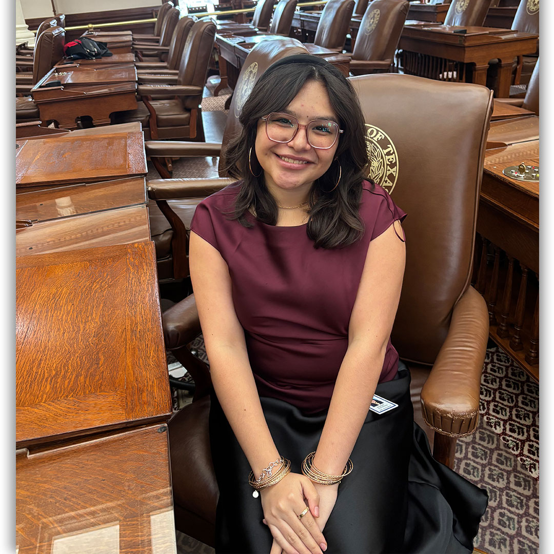 Texas Legislative Intern Elizabeth Diaz Arreola