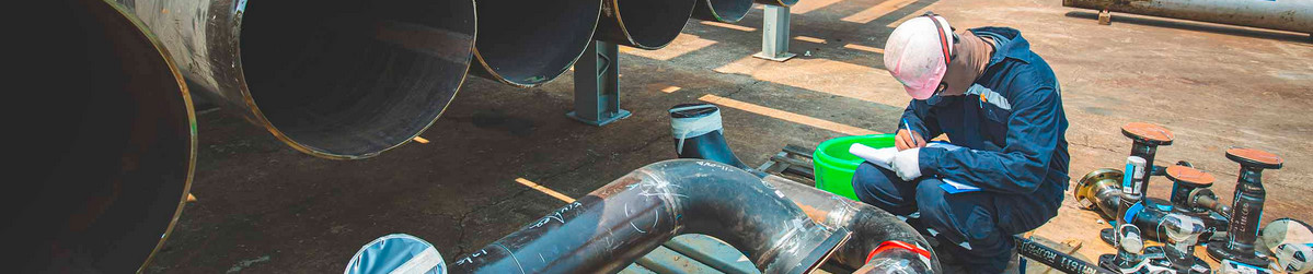 Midstream worker recording data