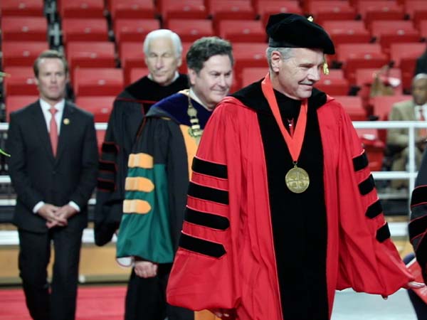 Jaime Taylor formally installed as 16th president of Lamar University