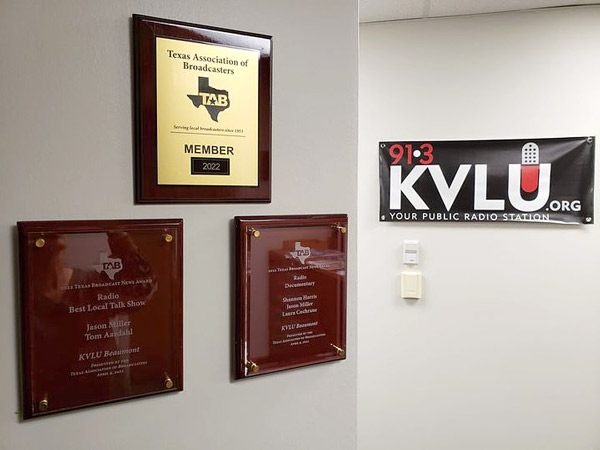 KVLU wins first place awards from Texas Association of Broadcasters
