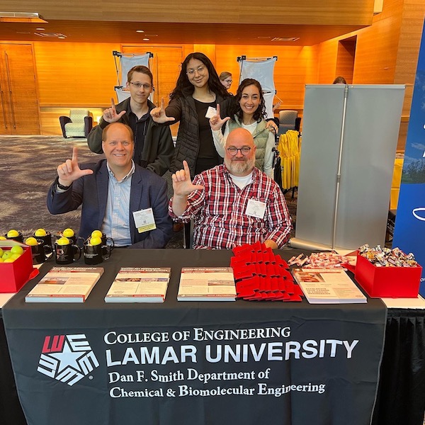 Lamar University AIChE tabling at national student conference