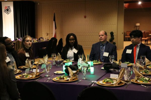 Dinner and Conversation connects students with success 
