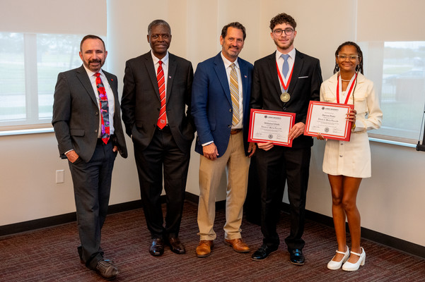 Beck Fellows share transformative research experiences at annual ceremony