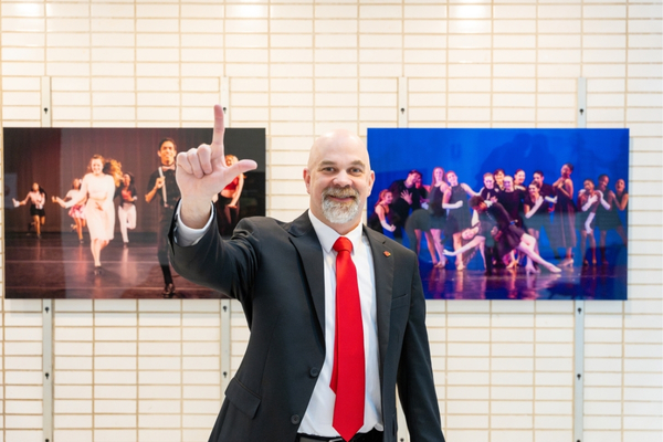 Dean Golden Wright marks 20 years with retrospective dance concert