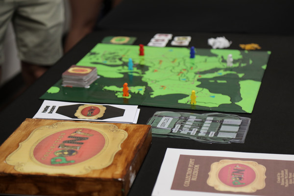 Honors Showcase Board Game