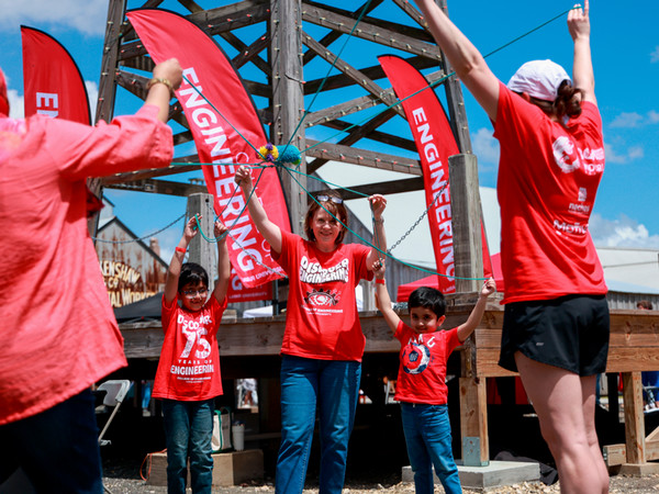 Discover Engineering connects community with STEM and engineering careers