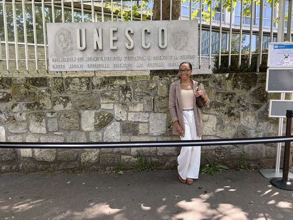 Business student returns from France with new perspective on international business