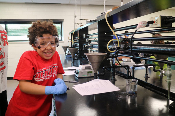 Center for Resiliency STEM camp inspires through hands-on learning