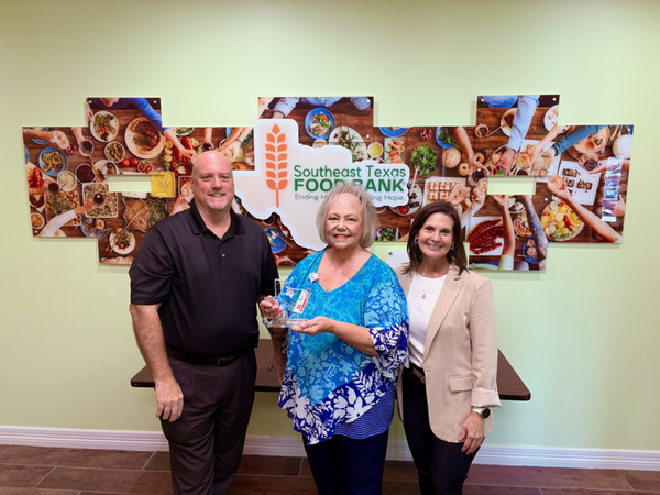 Lamar University recognized for volunteer service at Southeast Texas Food Bank