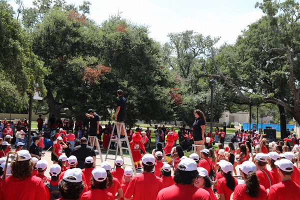 LU students kick off football season with Cardinal Pride