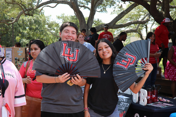 Students with LU Fans