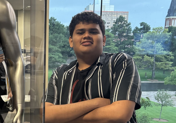 Manan Sinora named September 2026 First-Gen Student of the Month