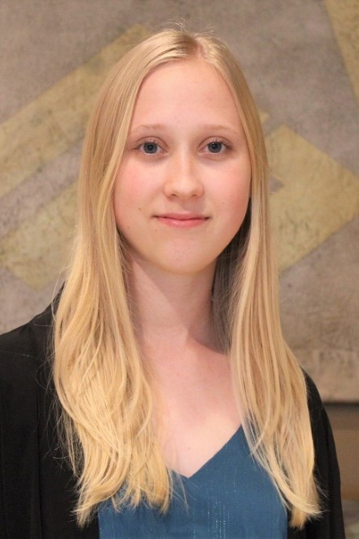 2023-chloe-smith