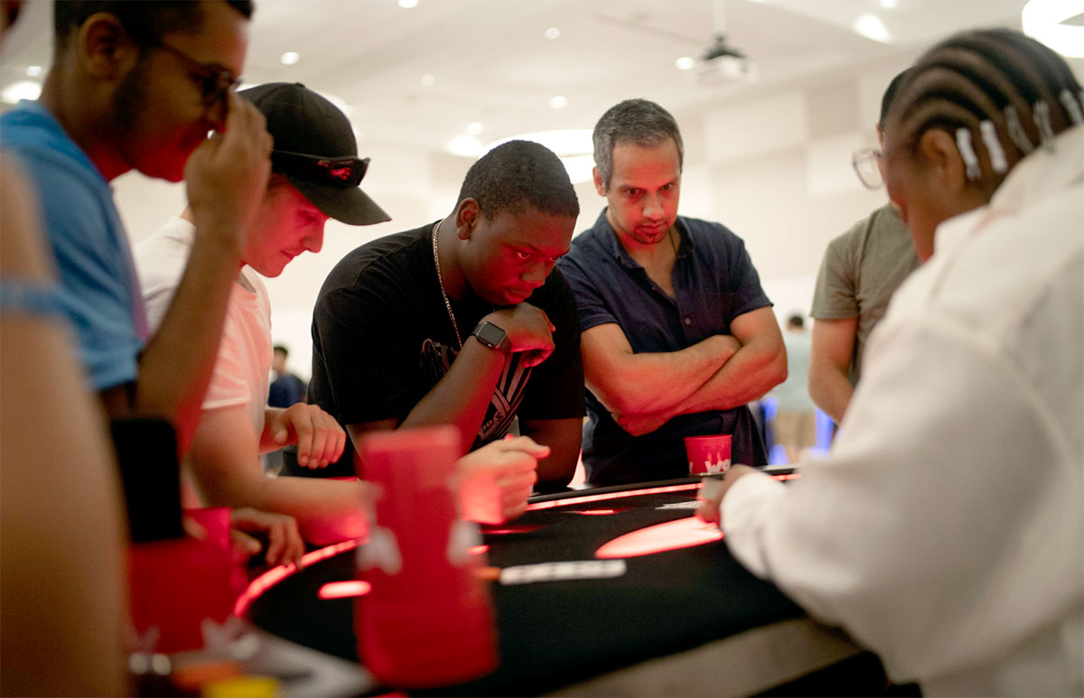 Students play Blackjack during Casino night, Aug. 28, in the SEtzer Student Center Live Oak Ballroom. UP photo by Noah Dawlearn